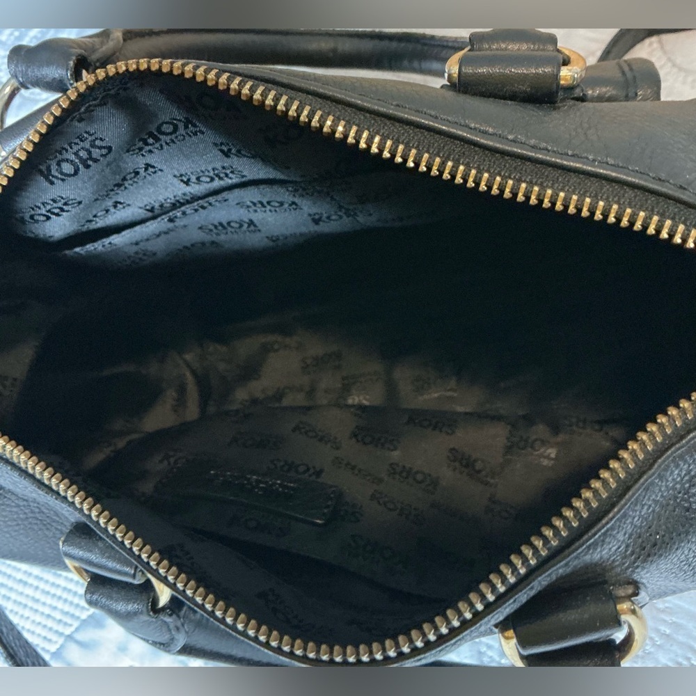 Y2K Vintage 90s,Michael Kors Black Leather Satchel with Gold Logo - Picture 7 of 14